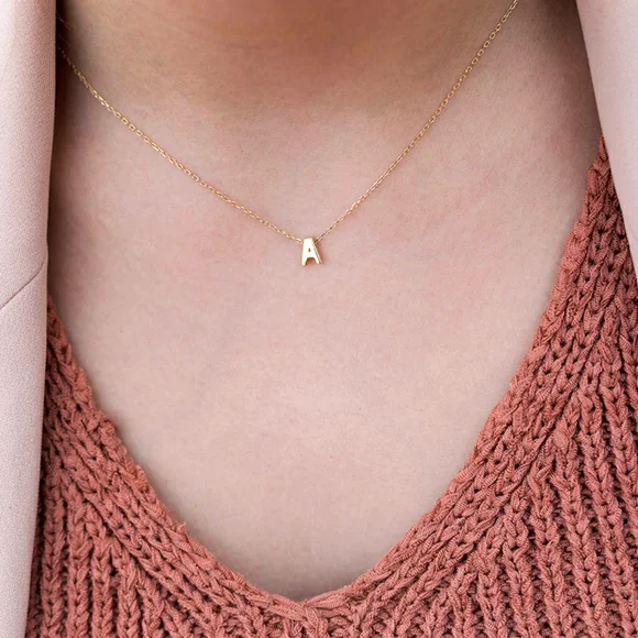Initial A 18k gold plated initial necklace - Picture 5 of 5